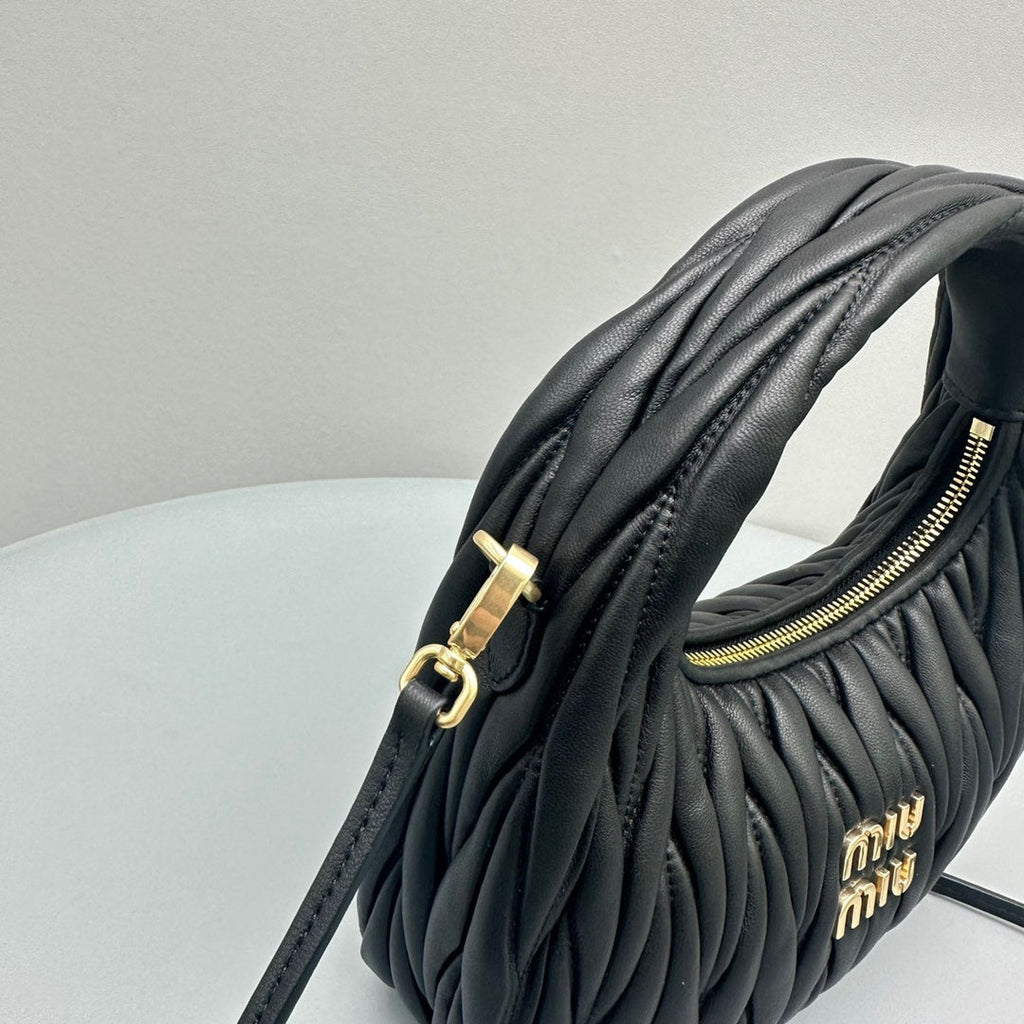 MINI HOBO 20 BAG IN BLACK LAMBSKIN