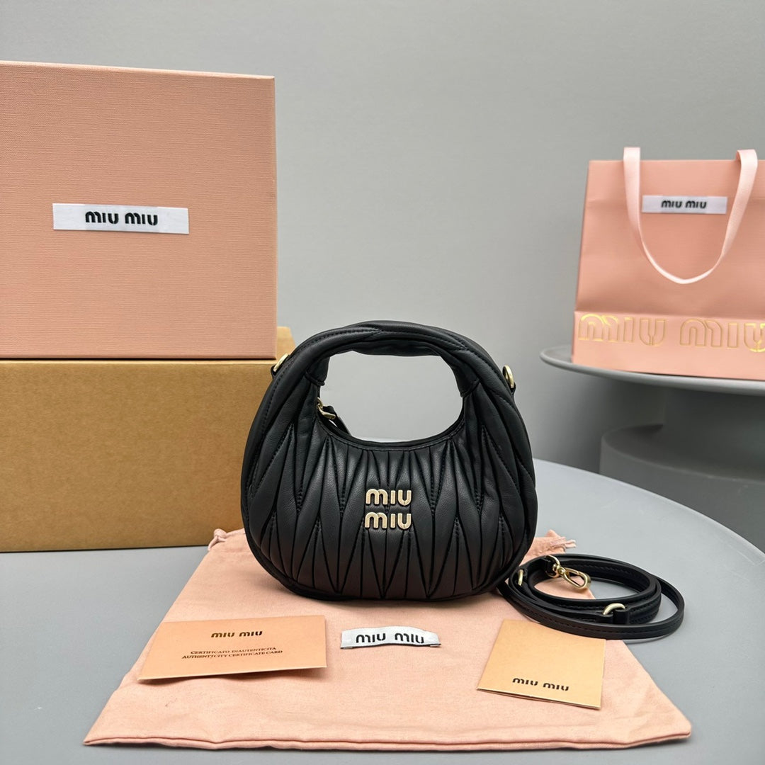 MINI HOBO 17 BAG IN BLACK LAMBSKIN
