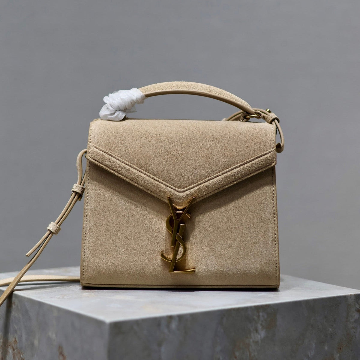 CASSANDRA MINI TOP HANDLE BAG 20 IN BEIGE SUEDE GOLD HARDWARE