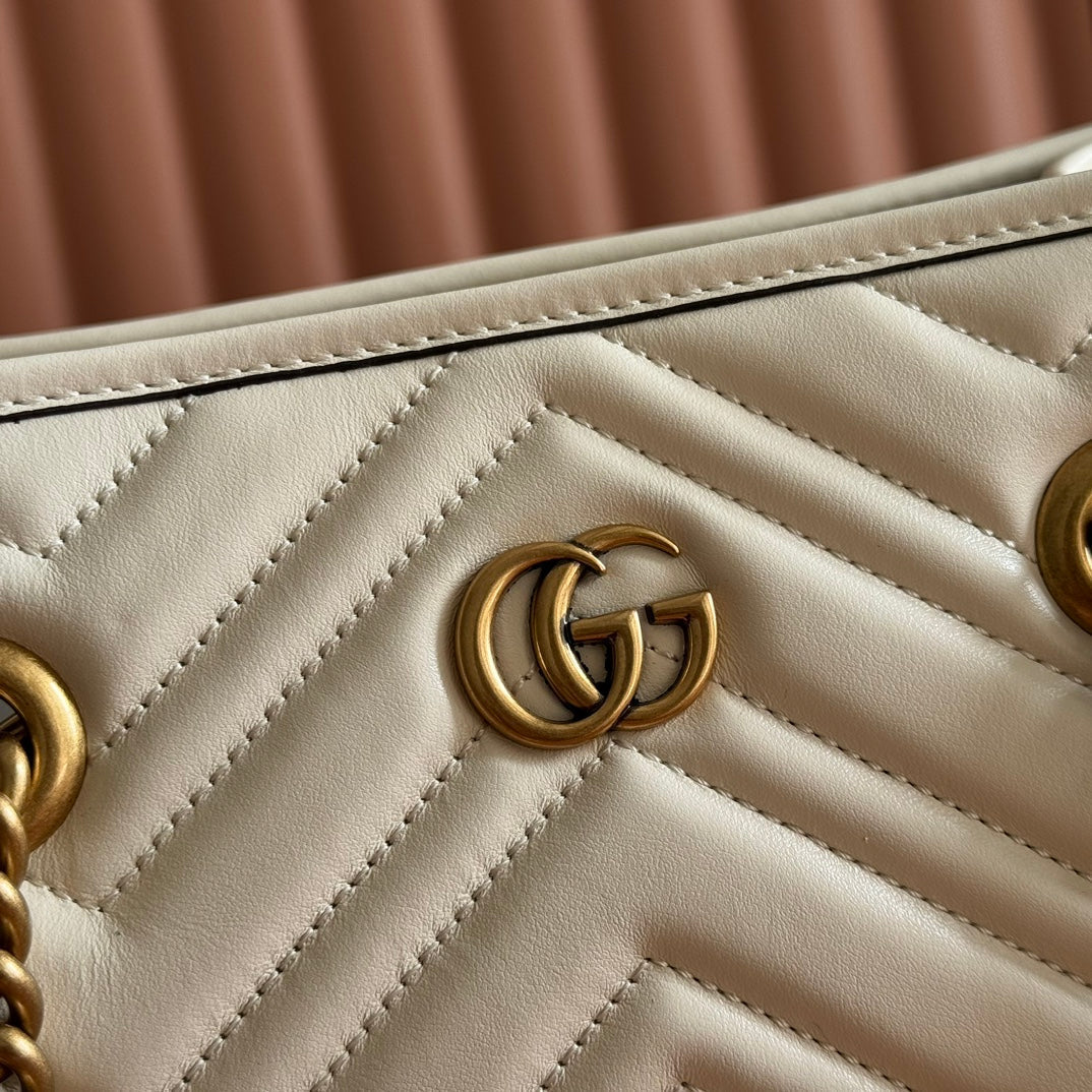 GG Marmont Matelasse Tote Beige Leather 271804