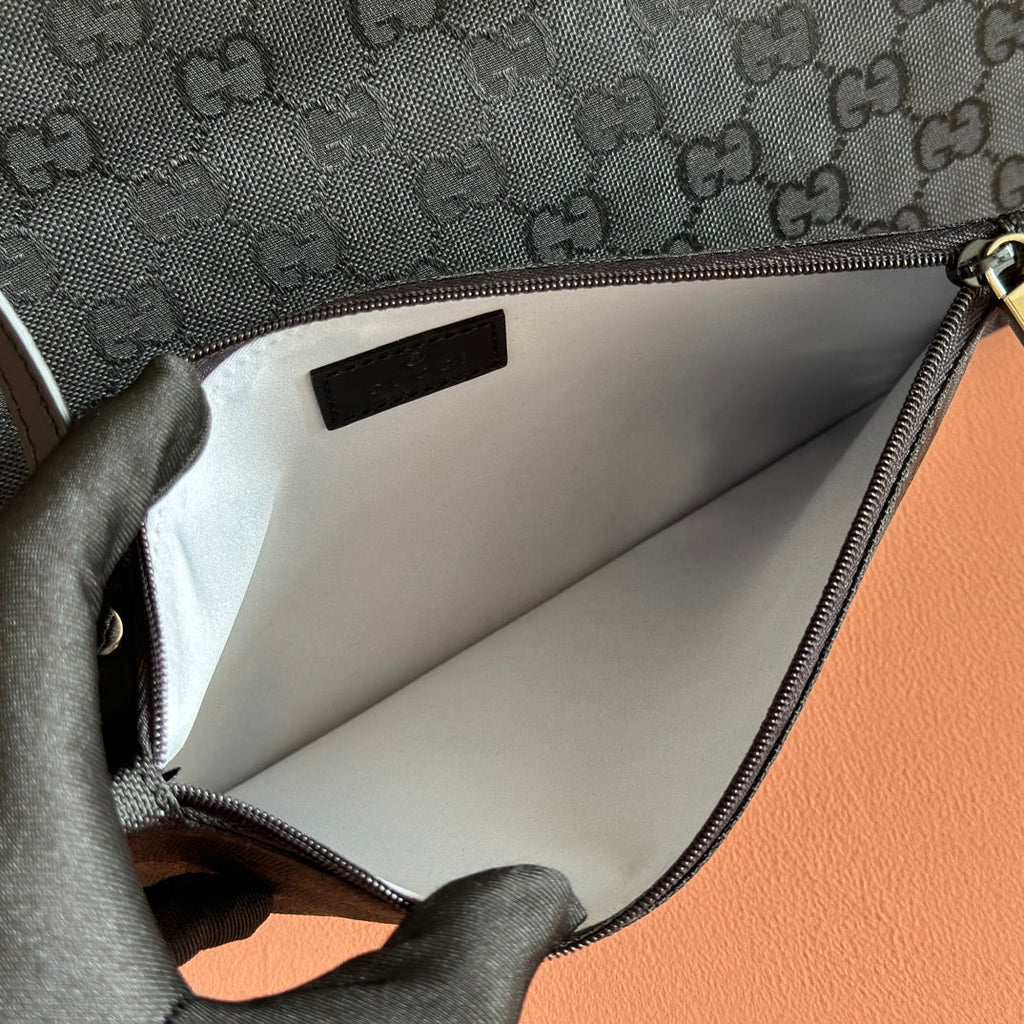 GG Edge Large Tote Bag Black Matte Rubber Fabric 271781