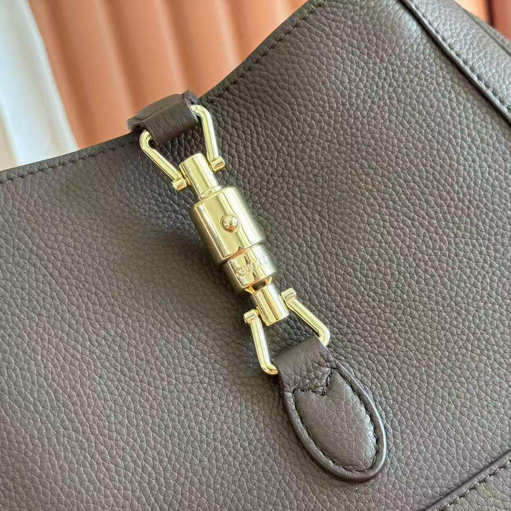 Gucci 25 Jackie Bag Dark Brown Grain Leather