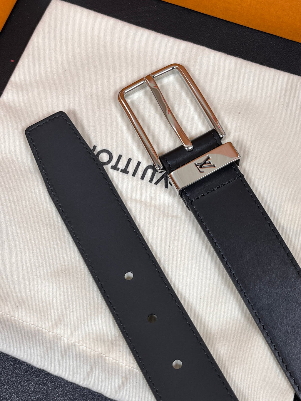 Louis Vuitton Pont Neuf 35MM Belt Smooth Leather Black
