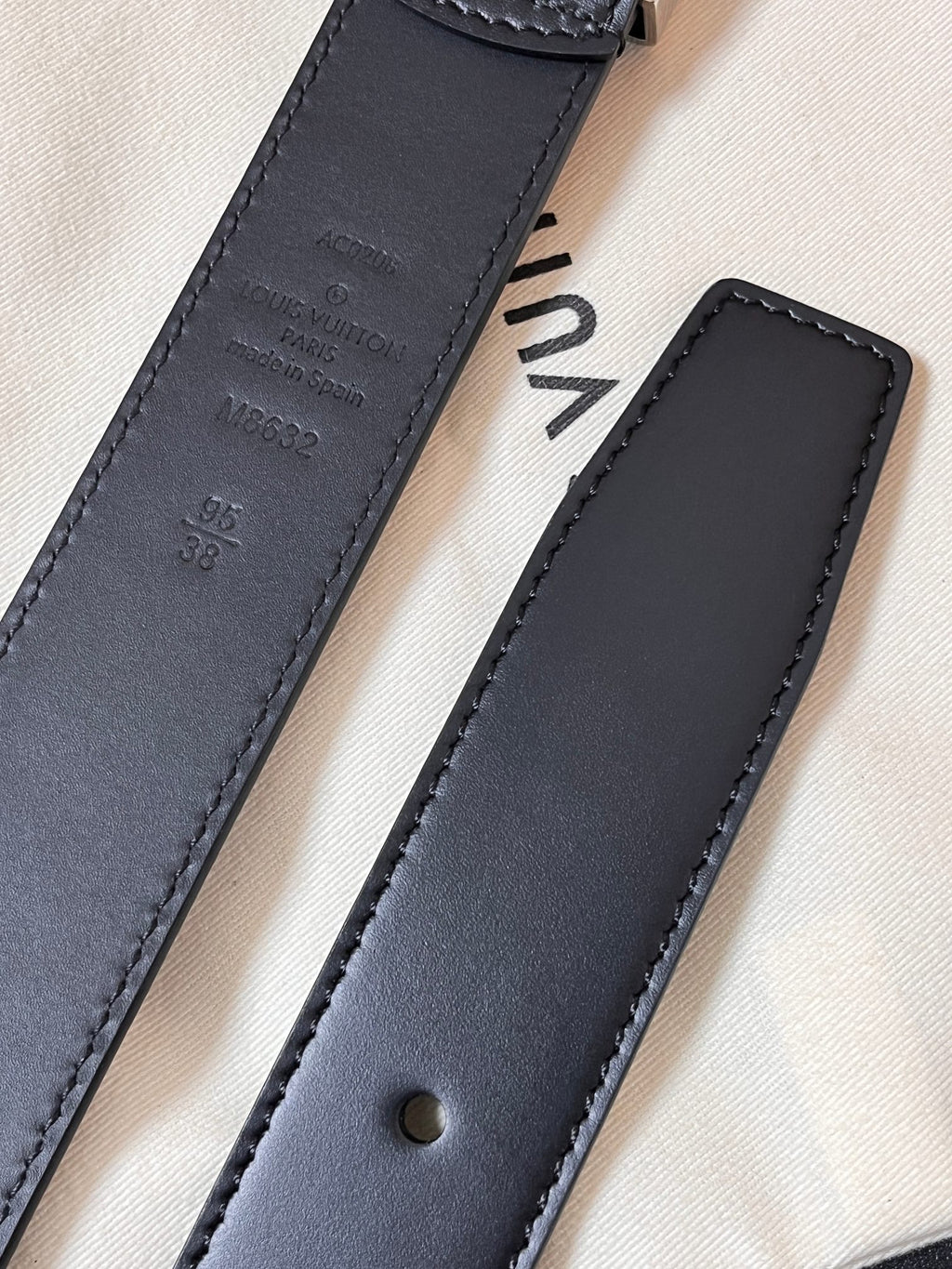 Louis Vuitton Pont Neuf 35MM Belt Smooth Leather Black