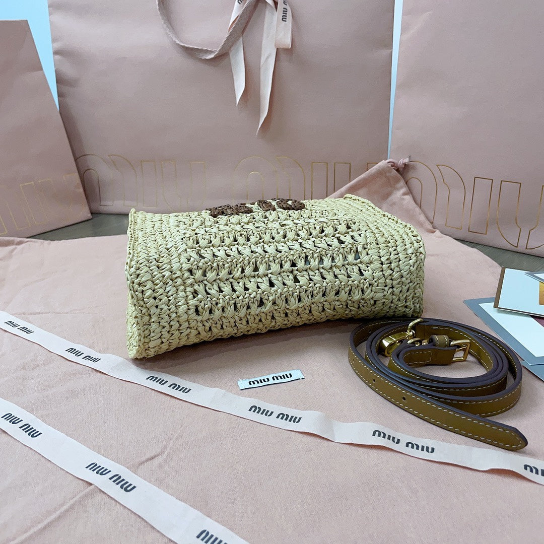 miu tote bag 22cm beige woven fabric