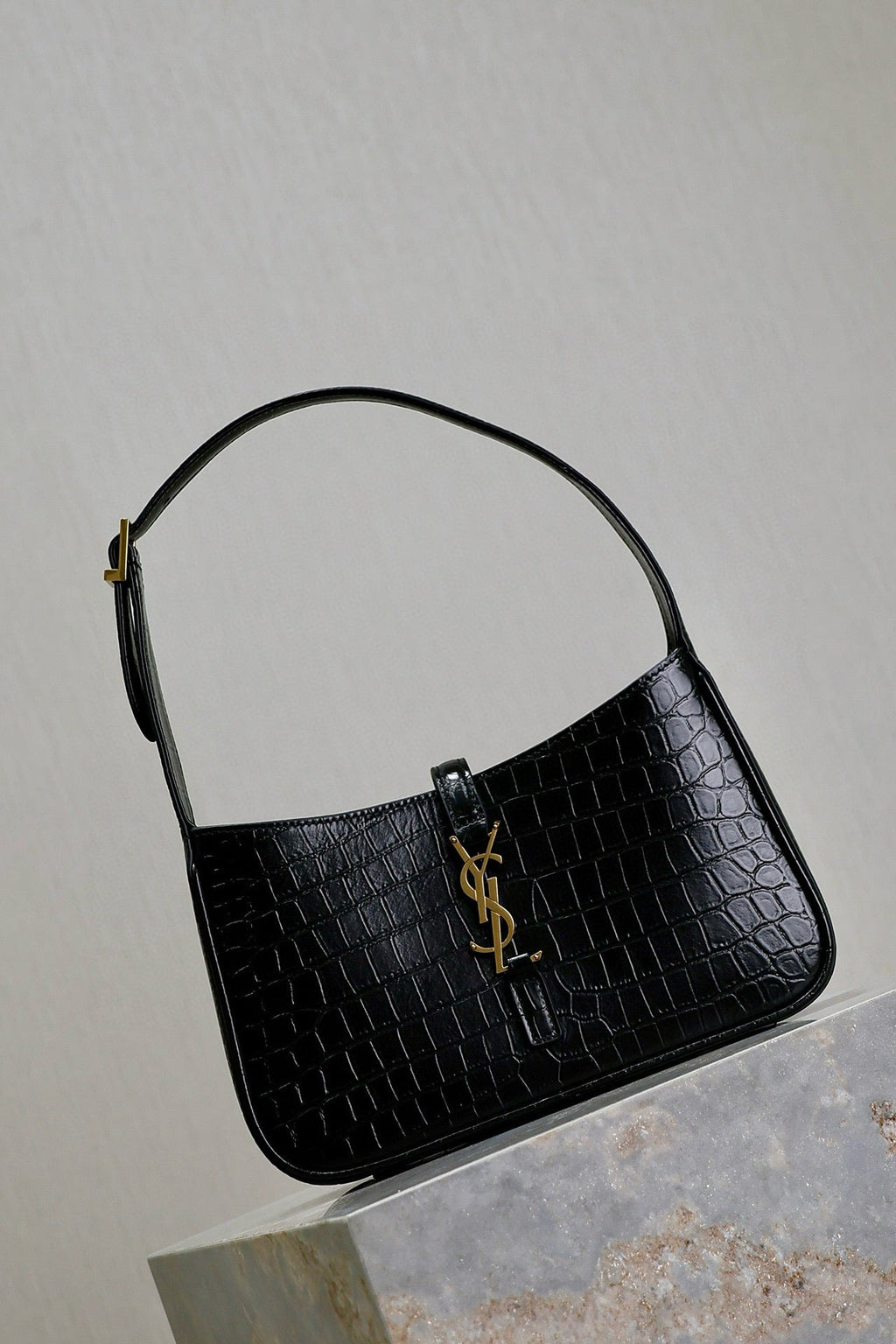Le 5 a 7 Bag 25cm Black Crocodile Pattern Calfskin Ghw