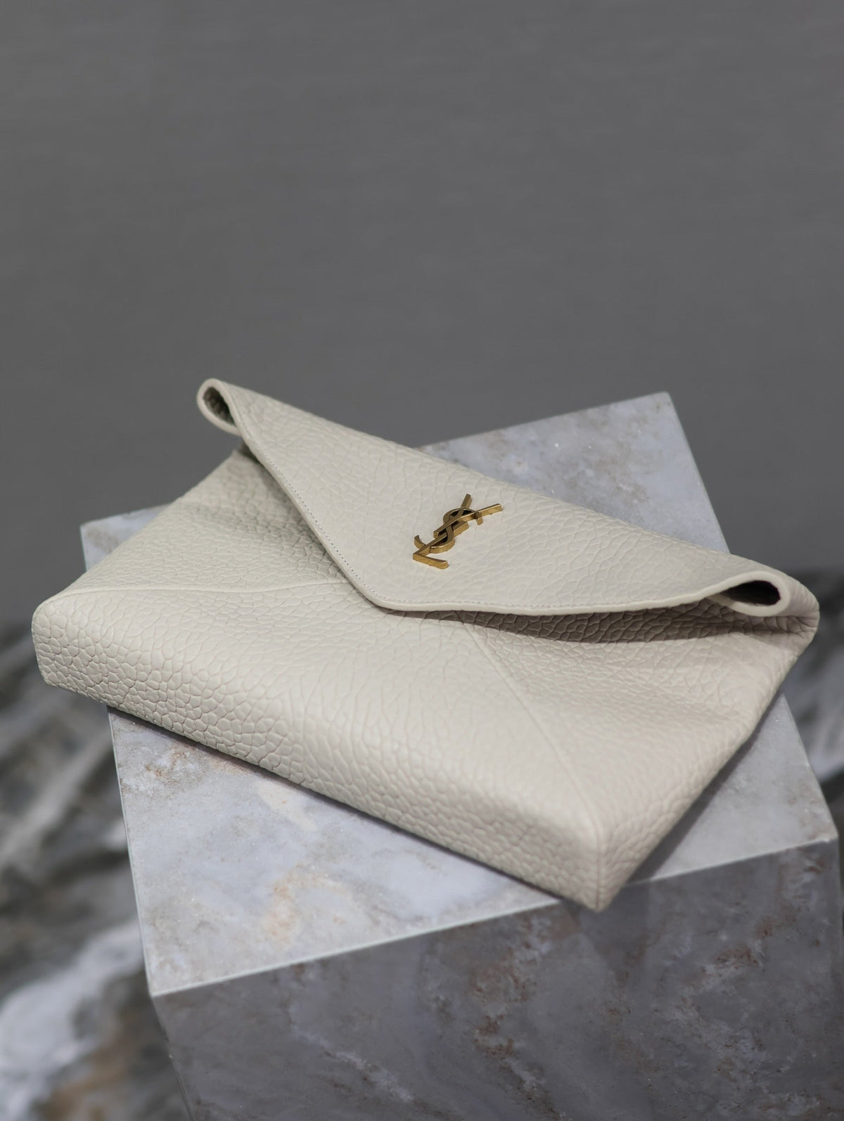 YSL WHITE LAMBSKIN CLUTCH 225388