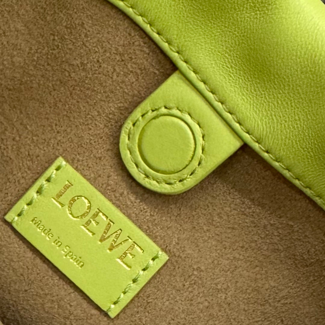 Loewe Flamenco Purse 23 Lime Lambskin Ghw