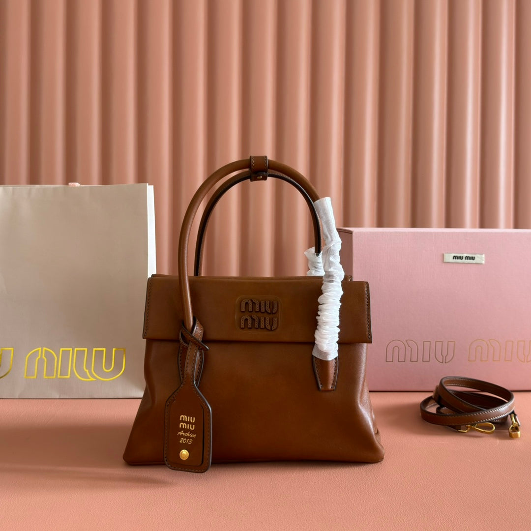 Miu Solitaire Bag 25 Brown Calfskin
