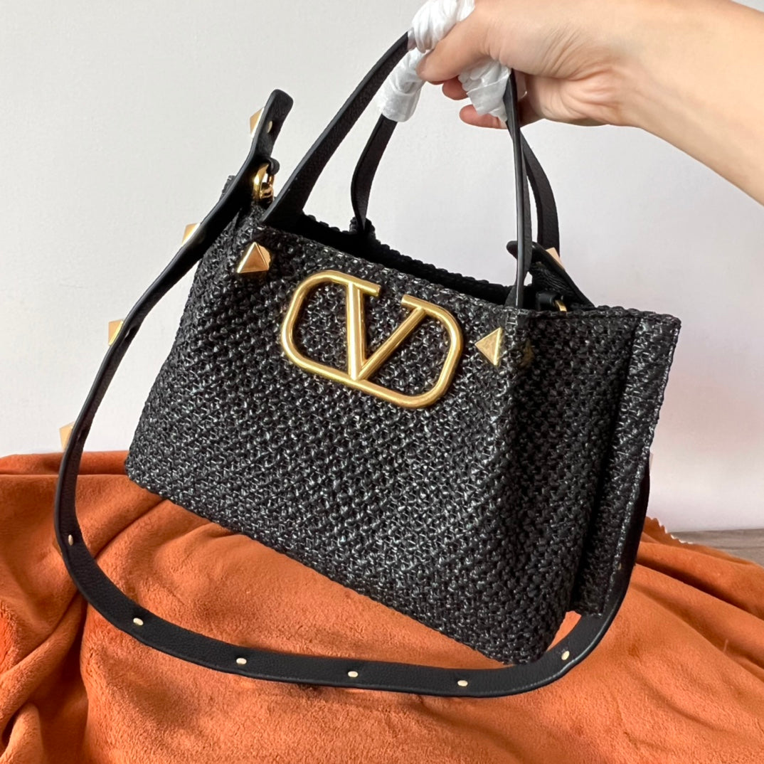 Valentino Spring and Summer Tote Bag Black Raffia 552569