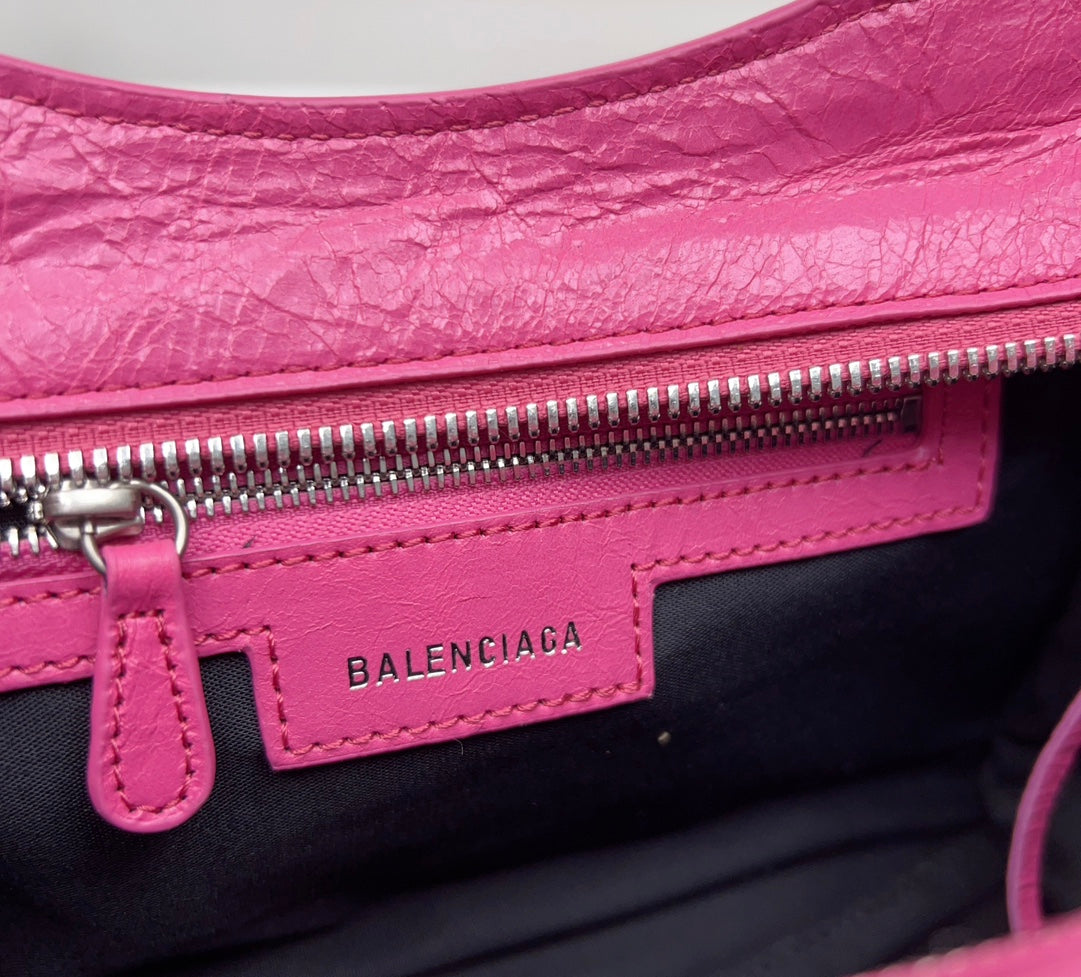 NEO CAGOLE 26 IN DEEP PINK LAMBSKIN