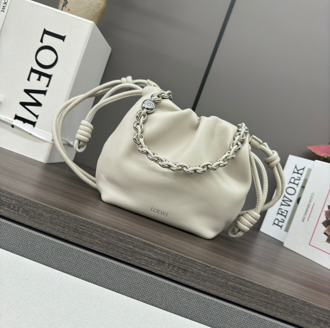 Loewe Flamenco Purse 23 White Lambskin Shw