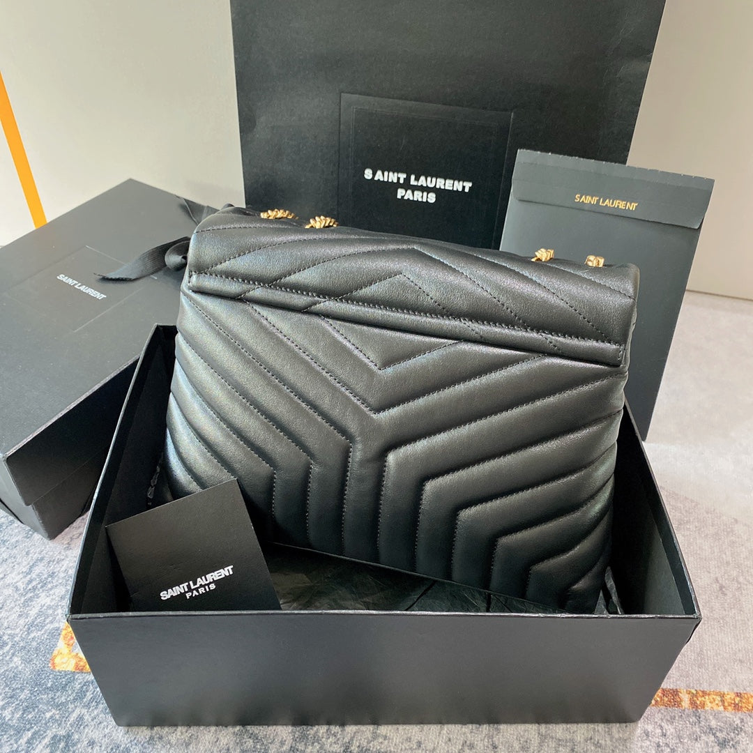 LOULOU MEDIUM 32 BLACK QUILTED LEATHER GOLD HARDWARE