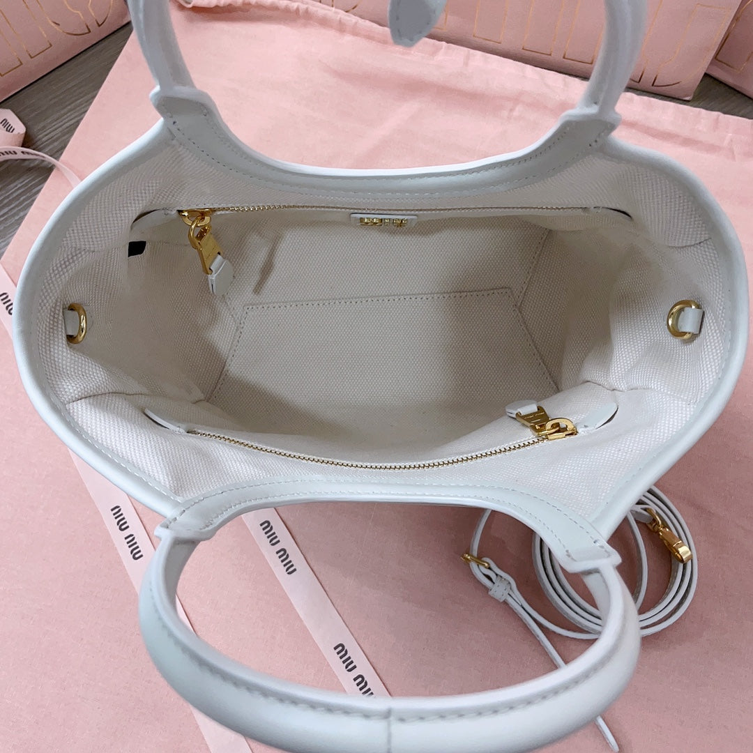 IVY HANDBAG 22 IN WHITE CANVAS