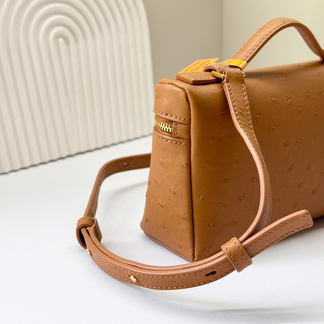 LP Extra Bag 19cm Ostrich Pattern Gold Calfskin Gold Hardware