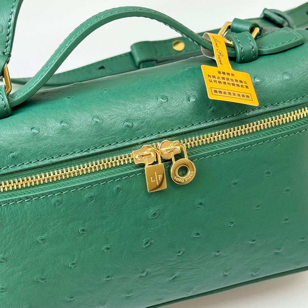 LP Extra Bag 19cm Ostrich Pattern Green Calfskin Gold Hardware