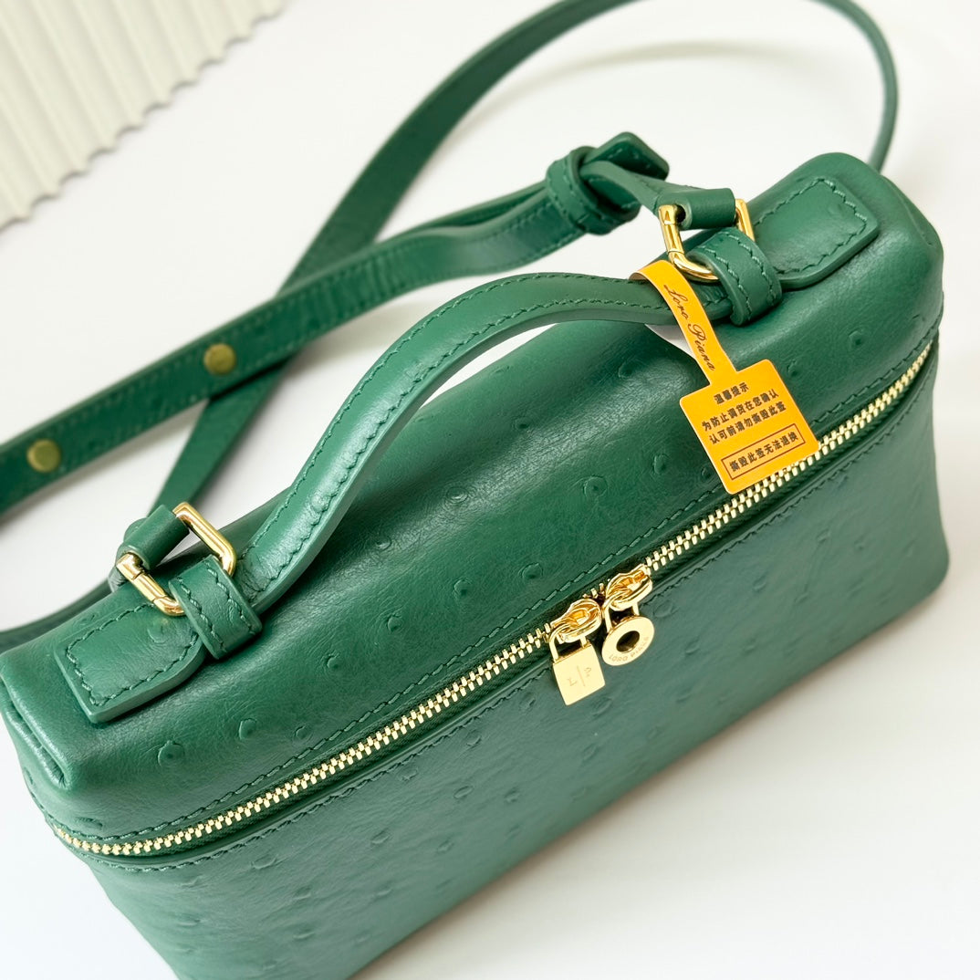 LP Extra Bag 19cm Ostrich Pattern Green Calfskin Gold Hardware