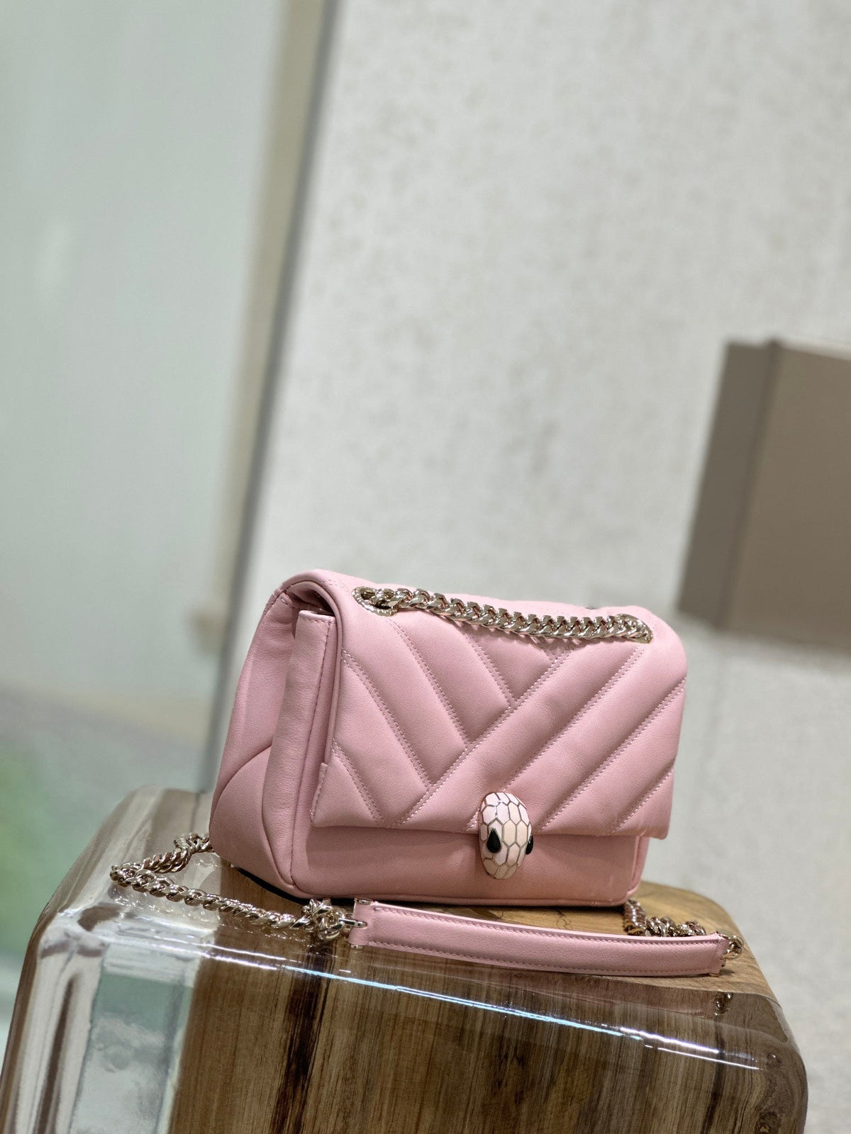 BVL Serpent Cabochon Bag 22.5cm Pink Cafskin GHW 188316