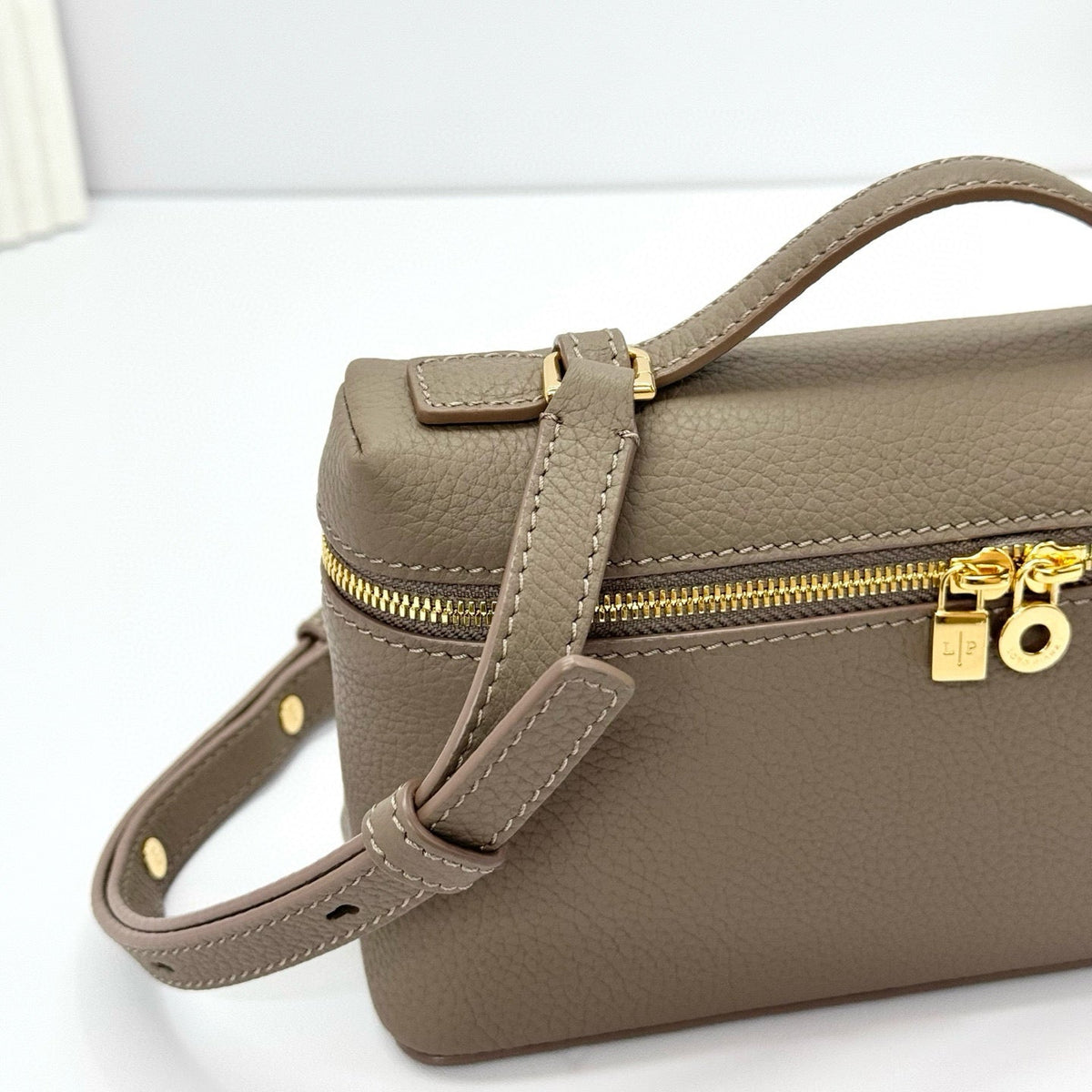 LP Extra Bag Beige Calfskin