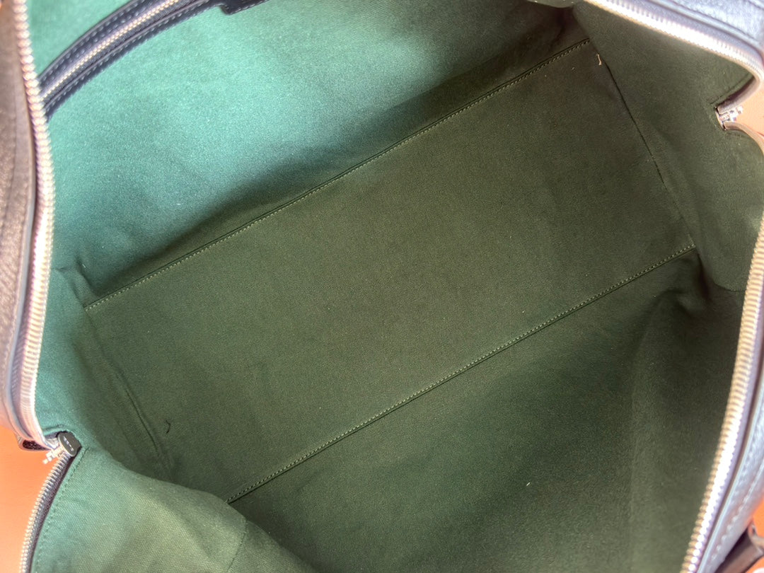 GG Savoy Medium Duffle Bag Black Leather