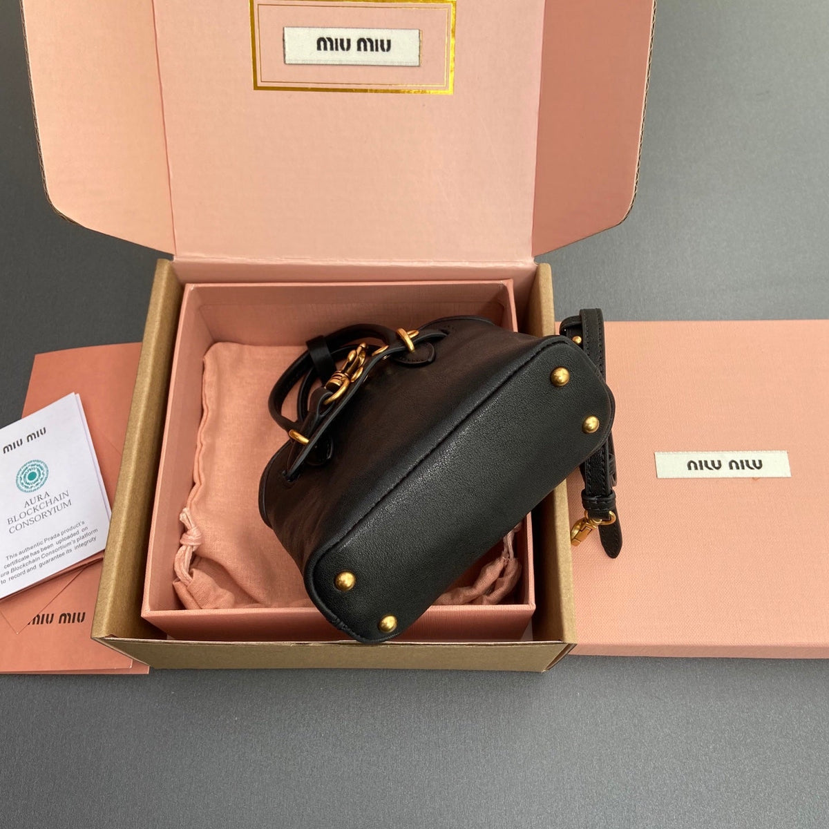 AVENTURE BAG 13 IN BLACK SHINY CALFSKIN