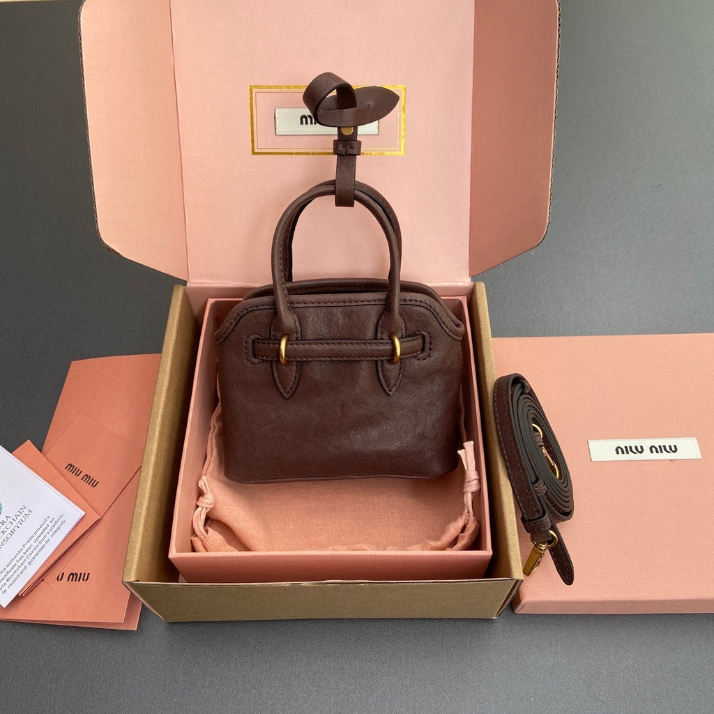 AVENTURE BAG 13 IN CRATER BROWN SHINY CALFSKIN