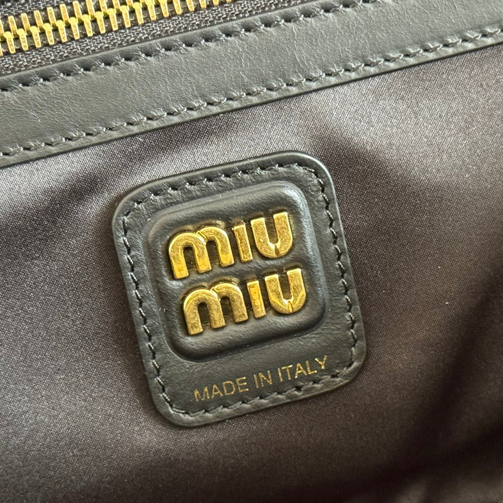 Miu Beau Medium Top-Handle Bag 29cm White Smooth Cowhide