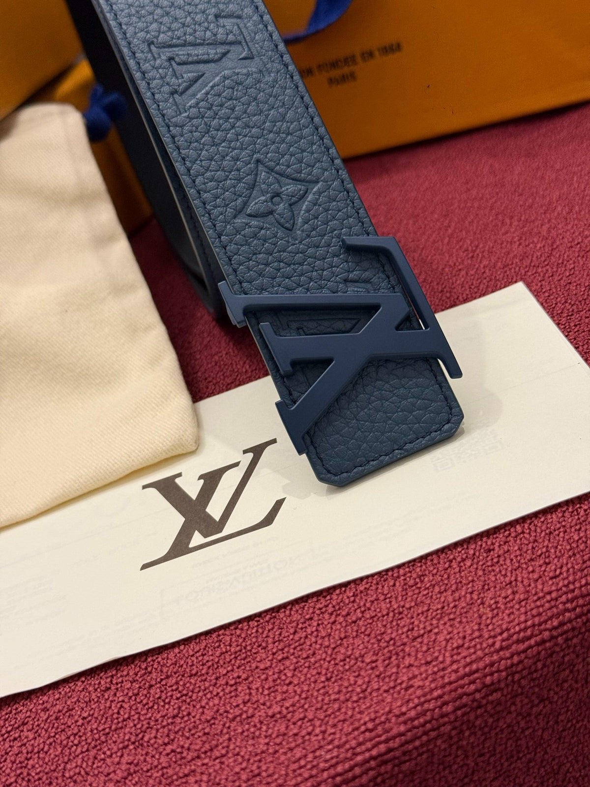 Louis Vuitton LV Taurillon 40MM Reversible Belt Navy Blue Hardware