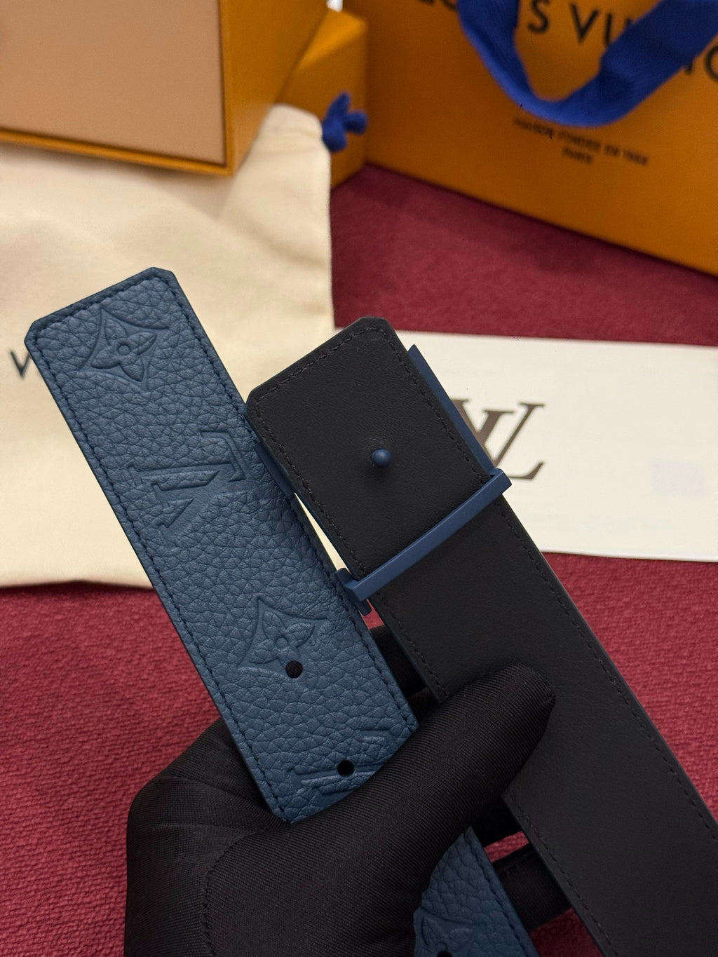 Louis Vuitton LV Taurillon 40MM Reversible Belt Navy Blue Hardware
