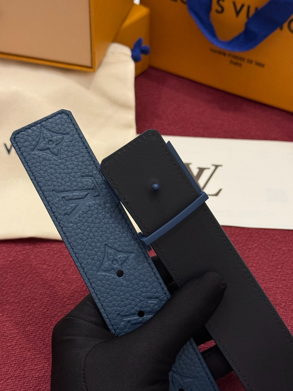 Louis Vuitton LV Taurillon 40MM Reversible Belt Navy Blue Hardware