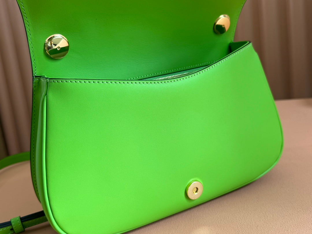 GG Blondie Medium Handbag 27cm Green Calfskin