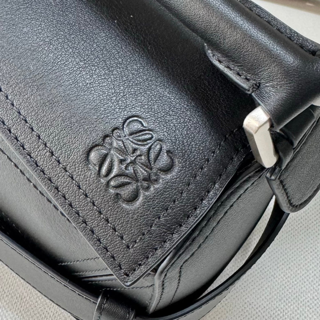 Loew Puzzle Biker Shoulder Bag 24cm Black Cowhide