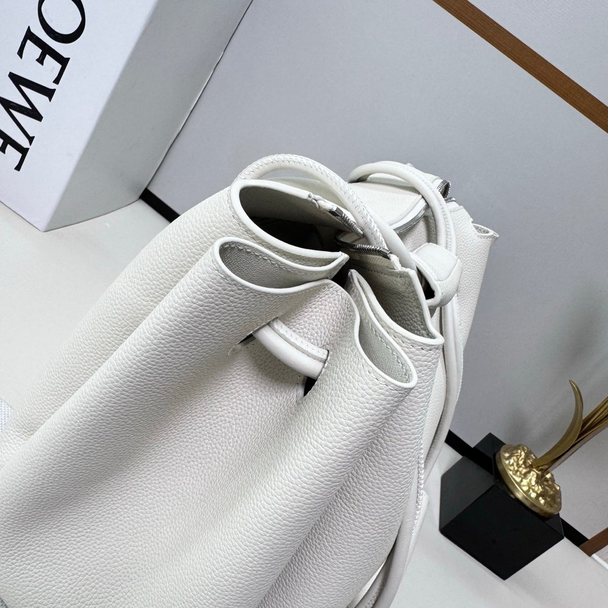 Loewe Madrid Bag 33cm White Grain Cowhide