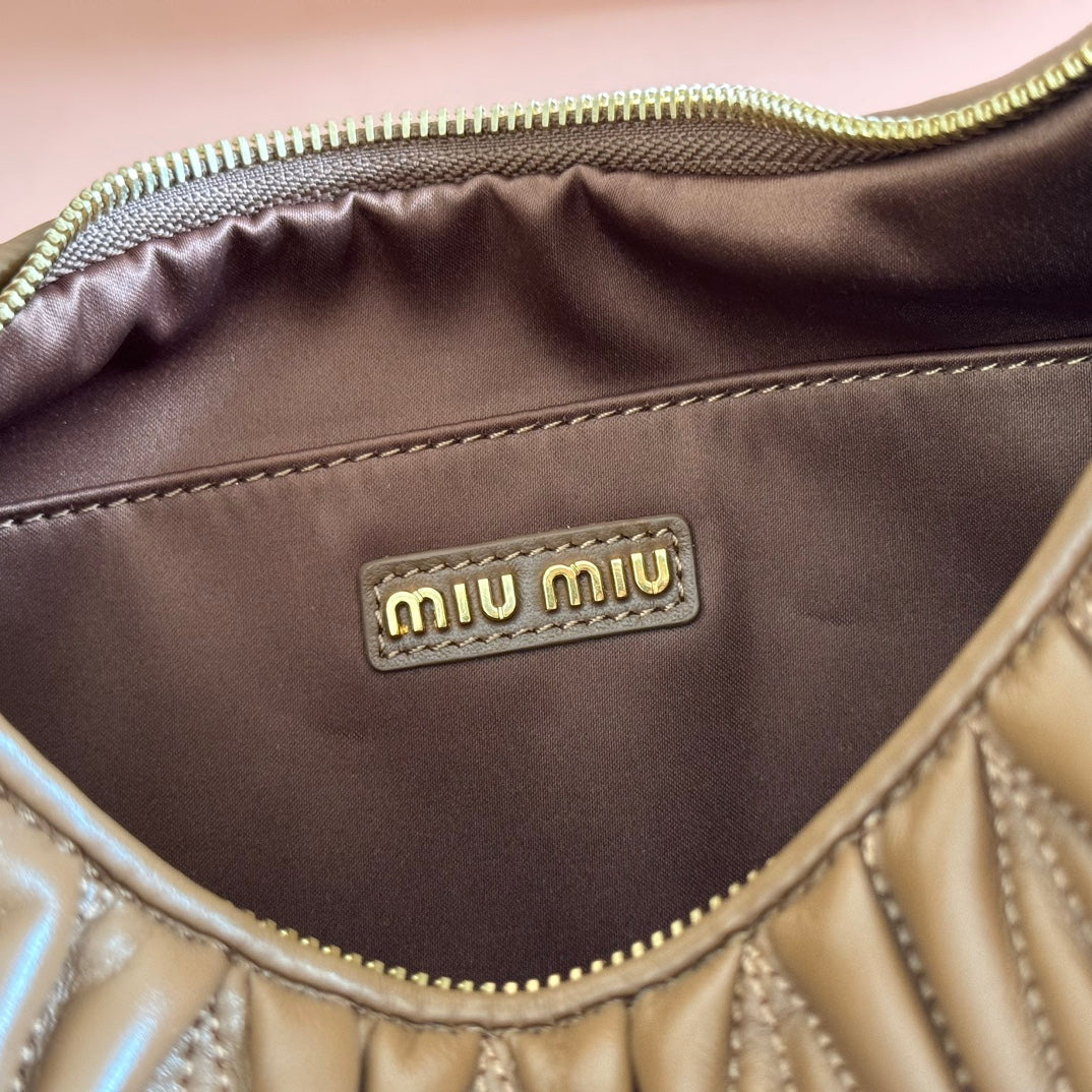 Miu Wander Matelassé Shoulder Bag 29cm Brown Lambskin