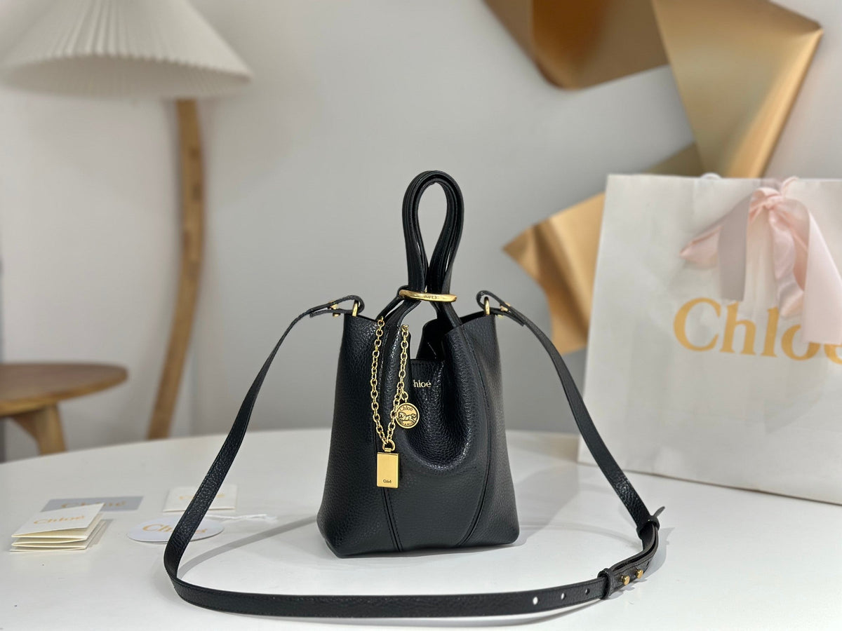 Chloe Spin Small Bag 18cm Black Calfskin