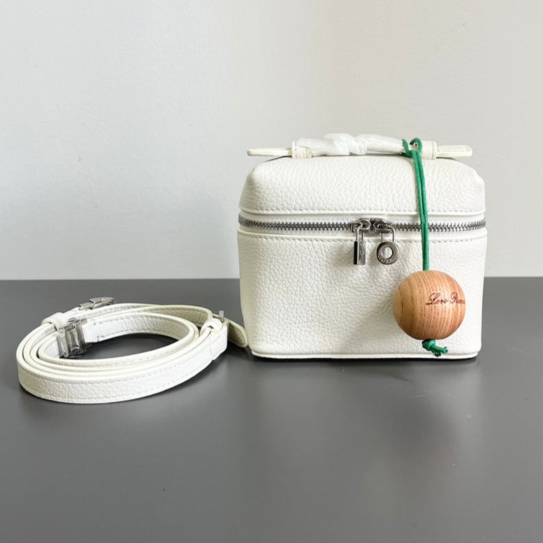 EXTRA POCKET L12 IN WHITE CALFSKIN WITH SILVER HARDWARE