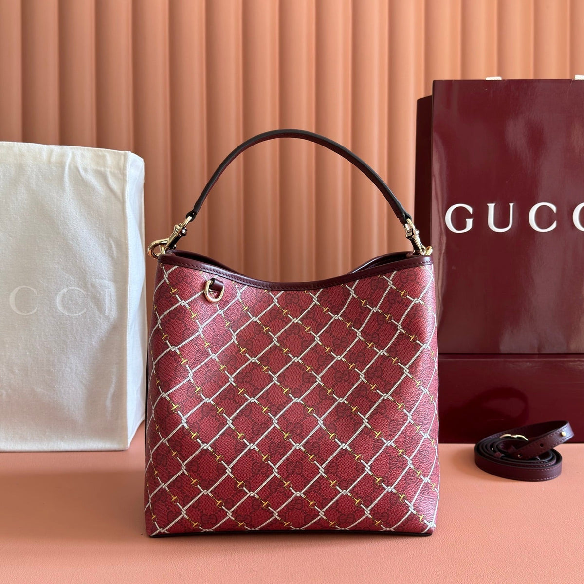 GG Emblem Bucket Bag 25cm Red GG Fabric