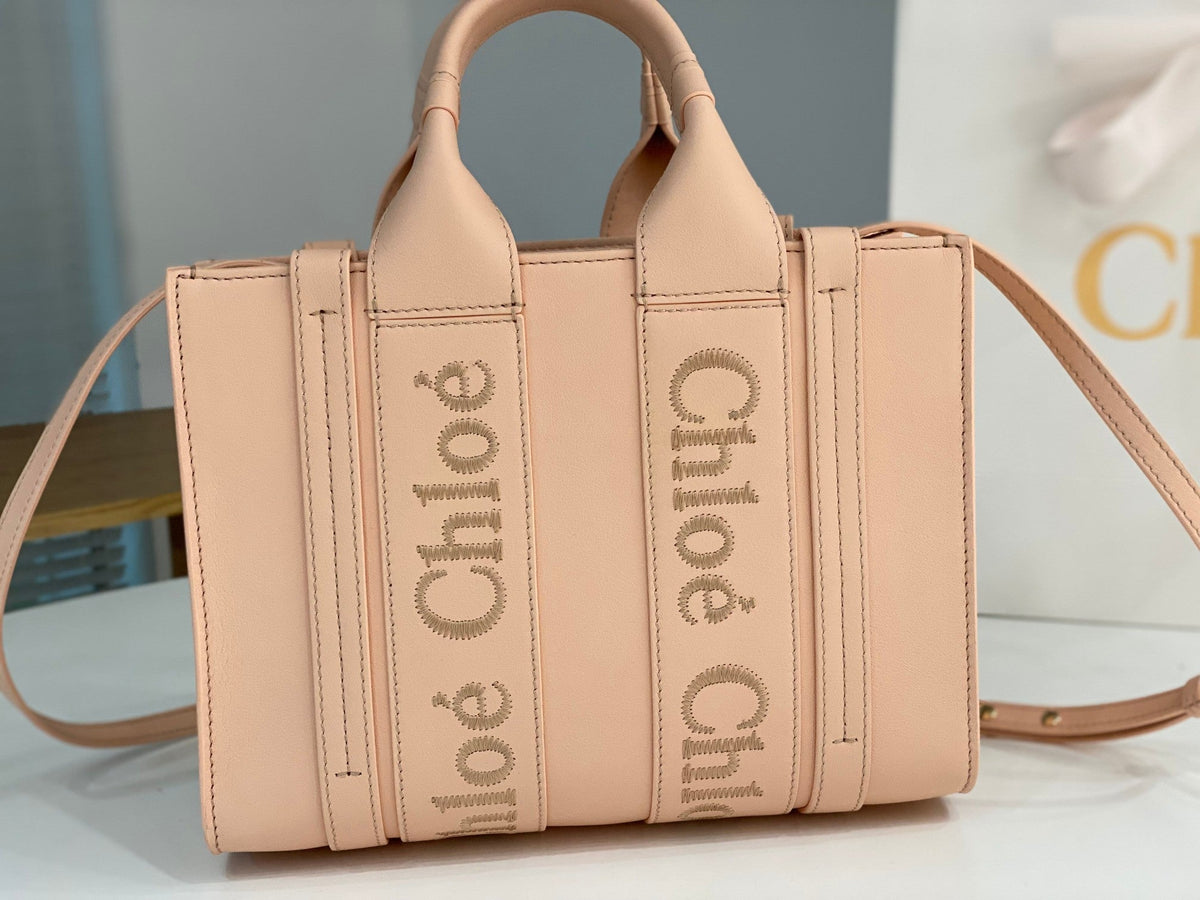 Chloé Woody small tote bag 26cm pink calfskin