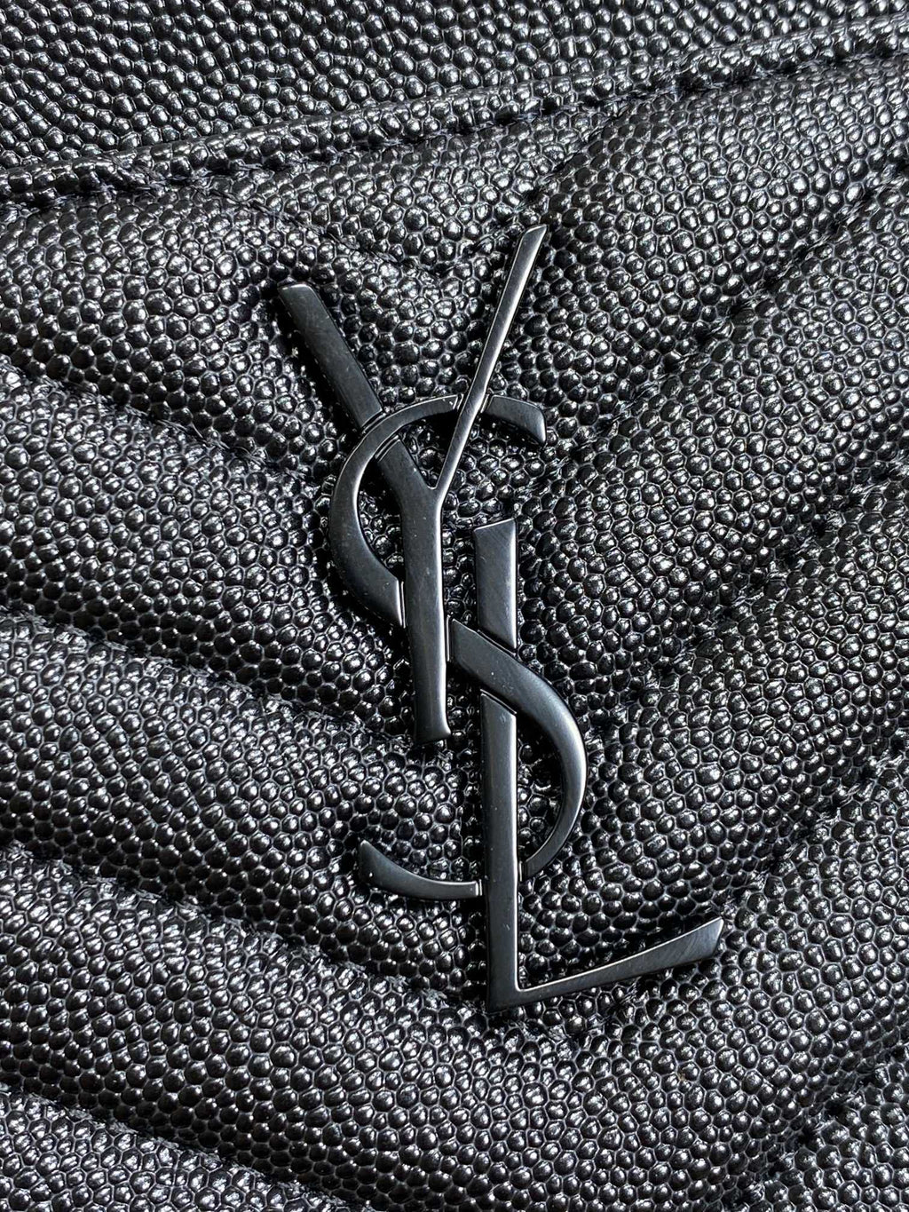 YSL Black Hardware Logo Zipper Clutch 23cm Black Caviar Cowhide