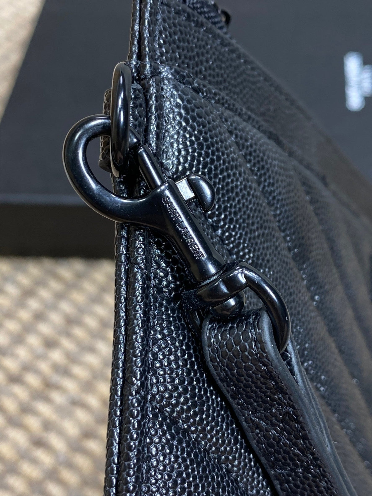 YSL Black Hardware Logo Zipper Clutch 23cm Black Caviar Cowhide