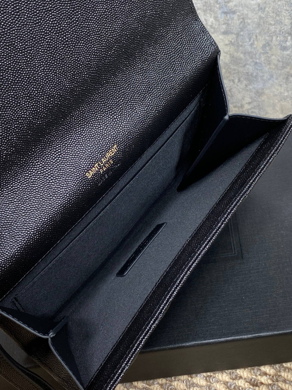 YSL Gold Hardware Logo Clutch 21cm Black Caviar Cowhide