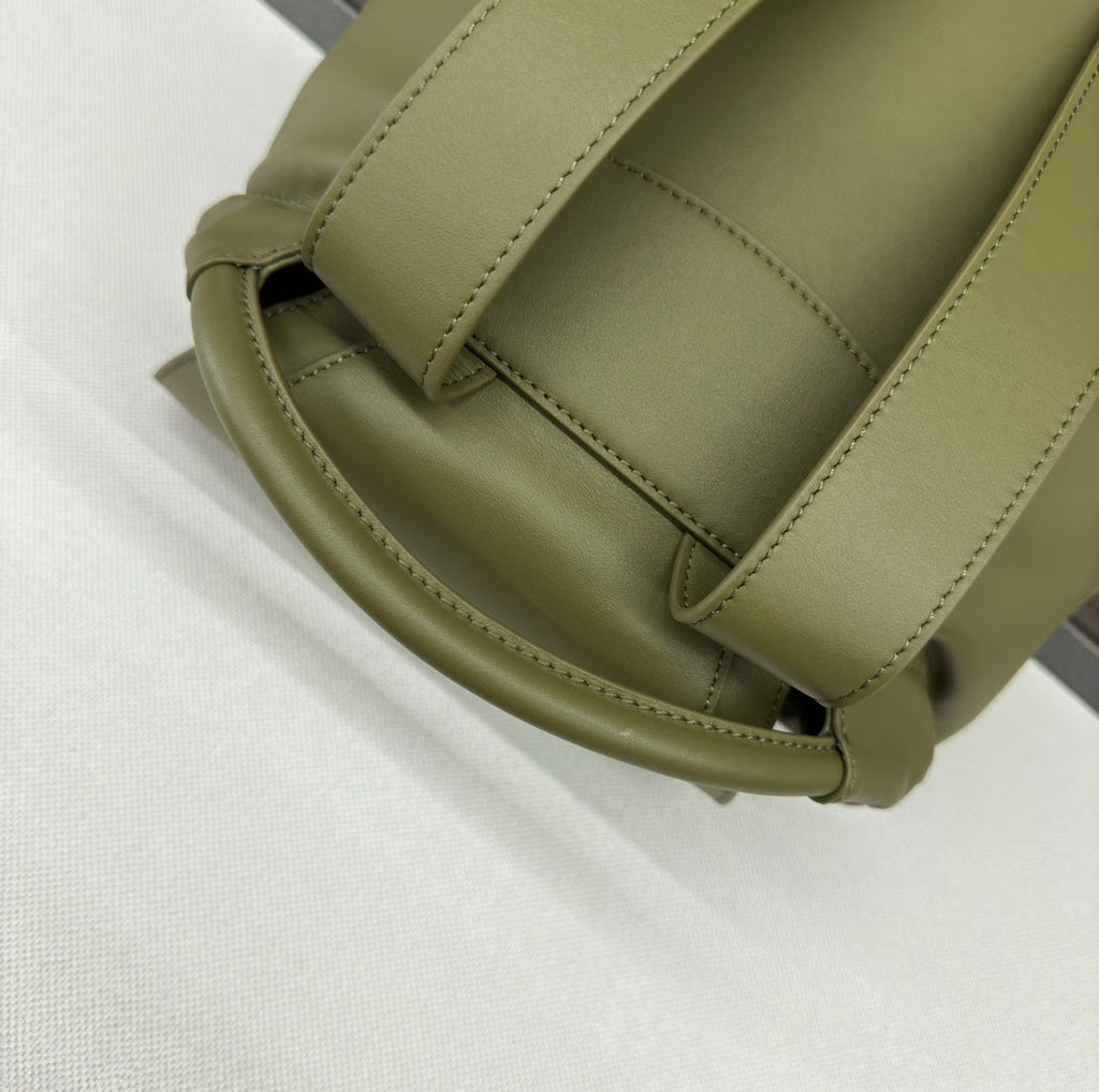Loewe 2025 Flamenco Backpack 40cm Olive Green Calfskin 274688