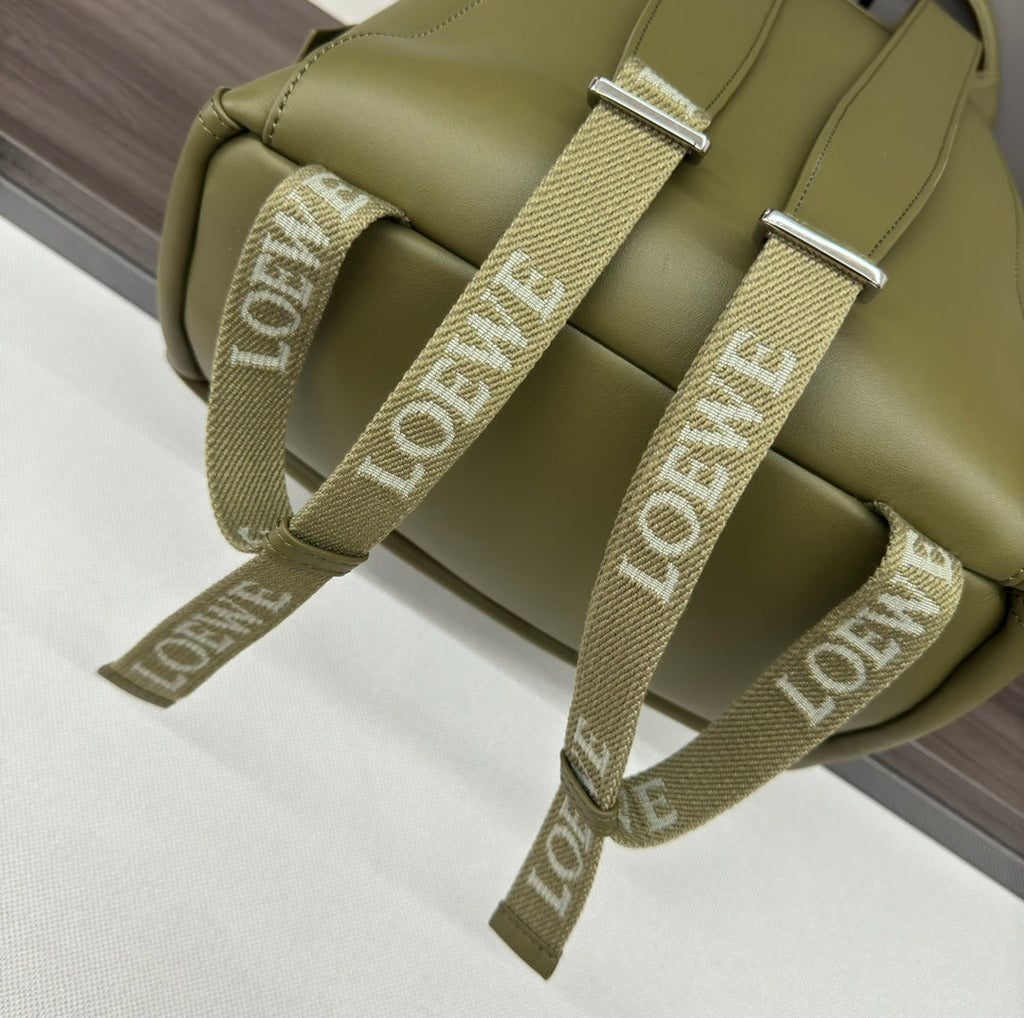 Loewe 2025 Flamenco Backpack 40cm Olive Green Calfskin 274688
