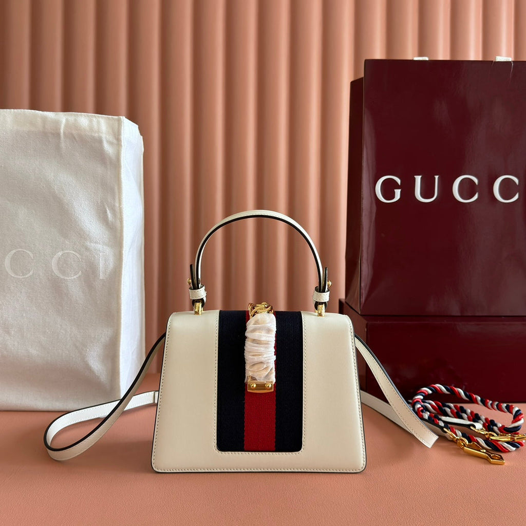 GG Sylvie Mini Chain Bag White Lambskin 285220