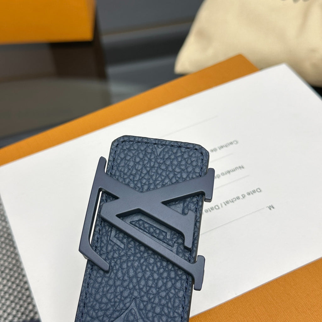 Louis Vuitton LV Initiales Taurillon 40mm Reversible Belt