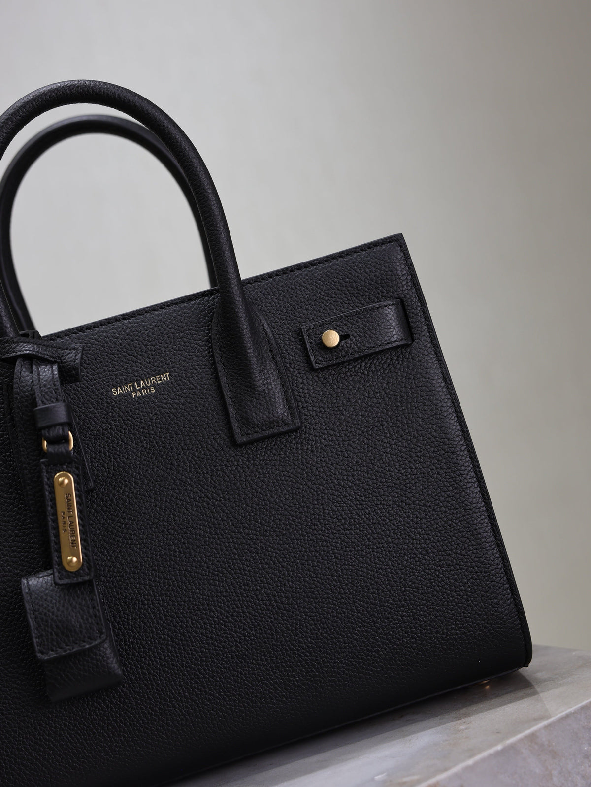 Prada Sac De Jour Nano 26cm Black Grain Cowhide GHW