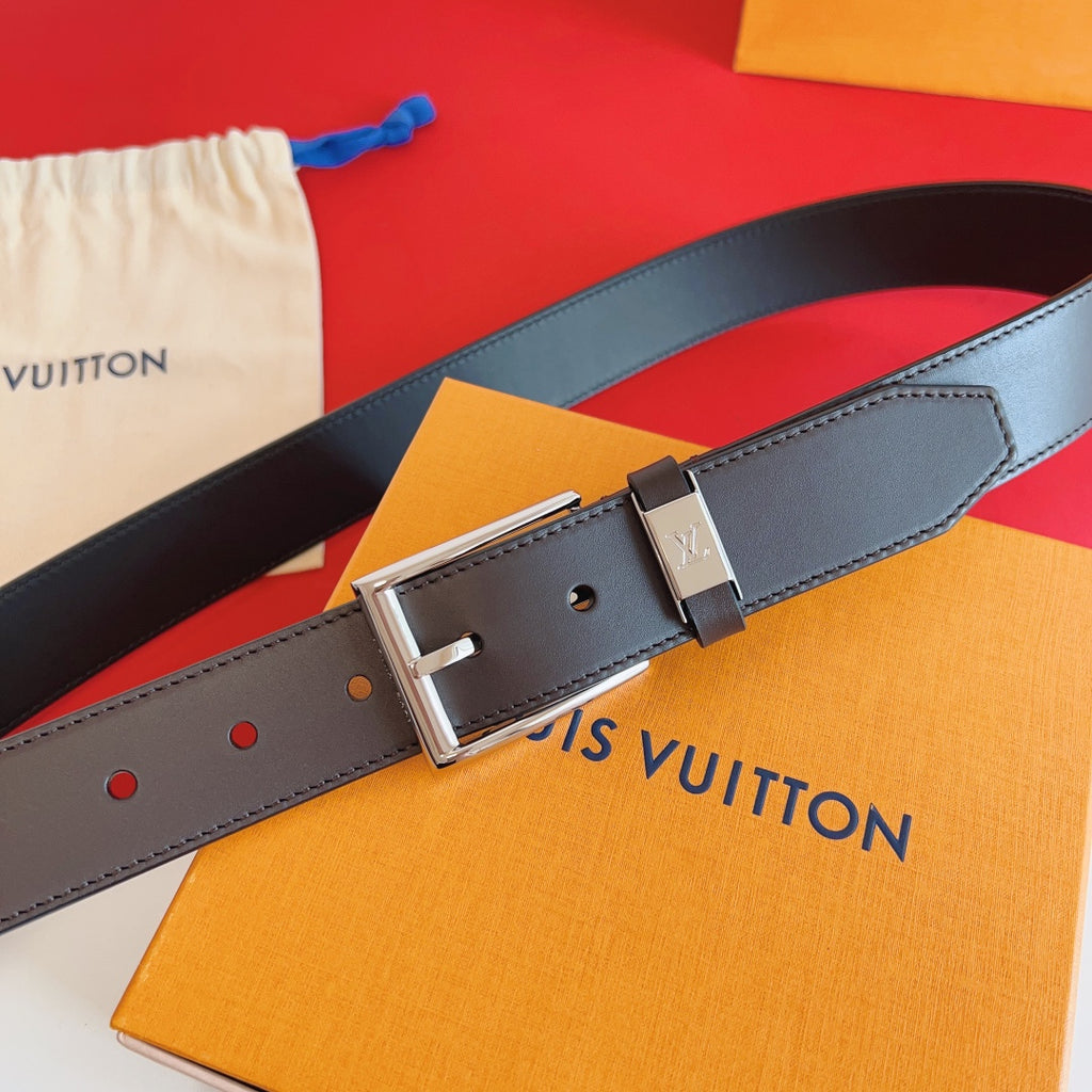 Louis Vuitton Classic 35mm Reversible Belt in Smooth Calf Leather with LV-engraved Silver Buckle