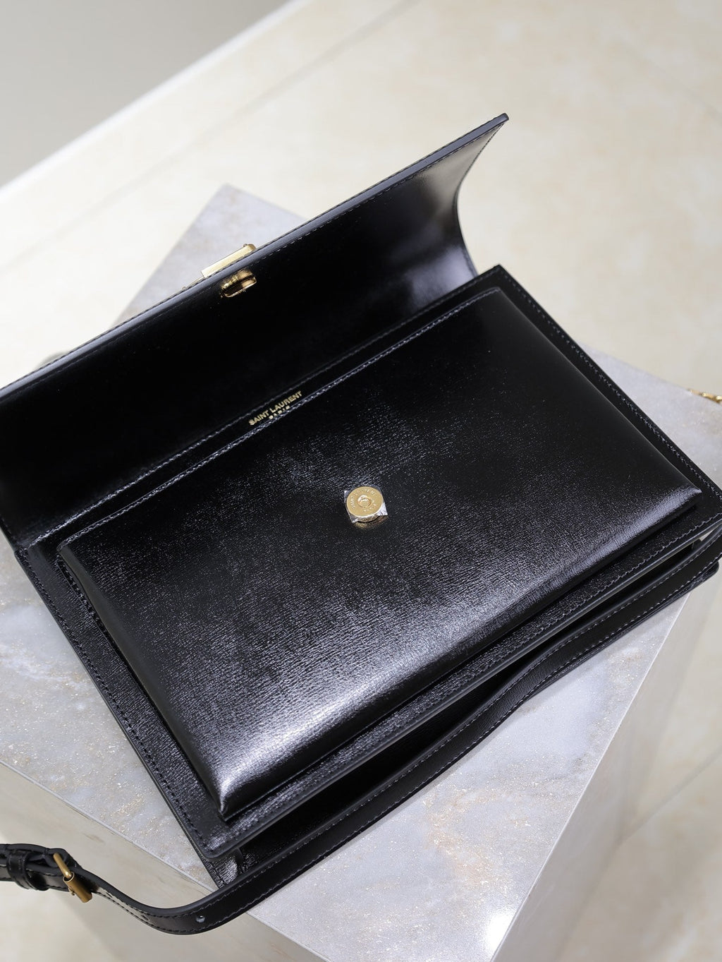 YSL Sunset Handbags 25cm Black Cowhide