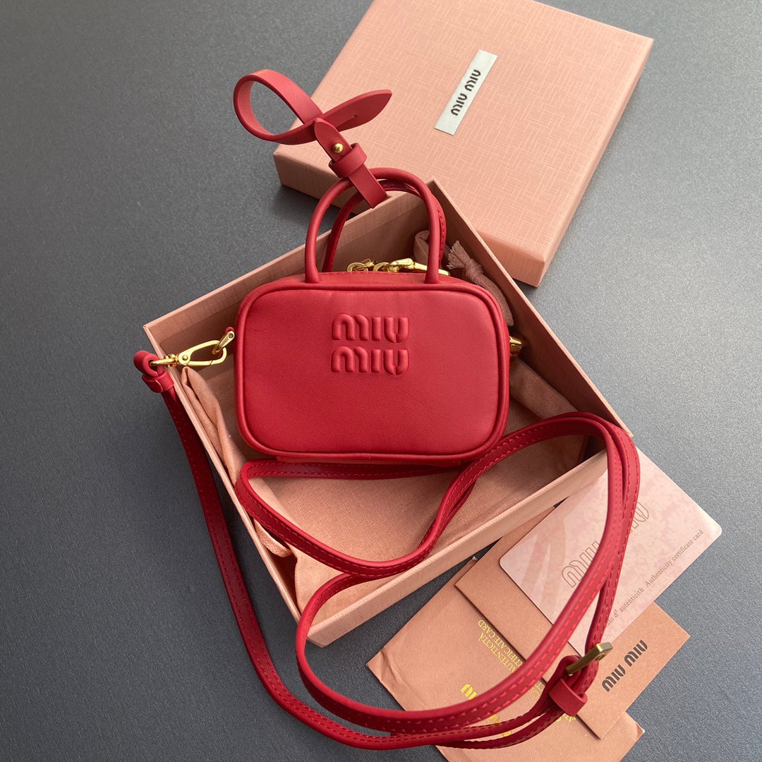 Miu 11 Red Beau Leather Micro Bag 240367
