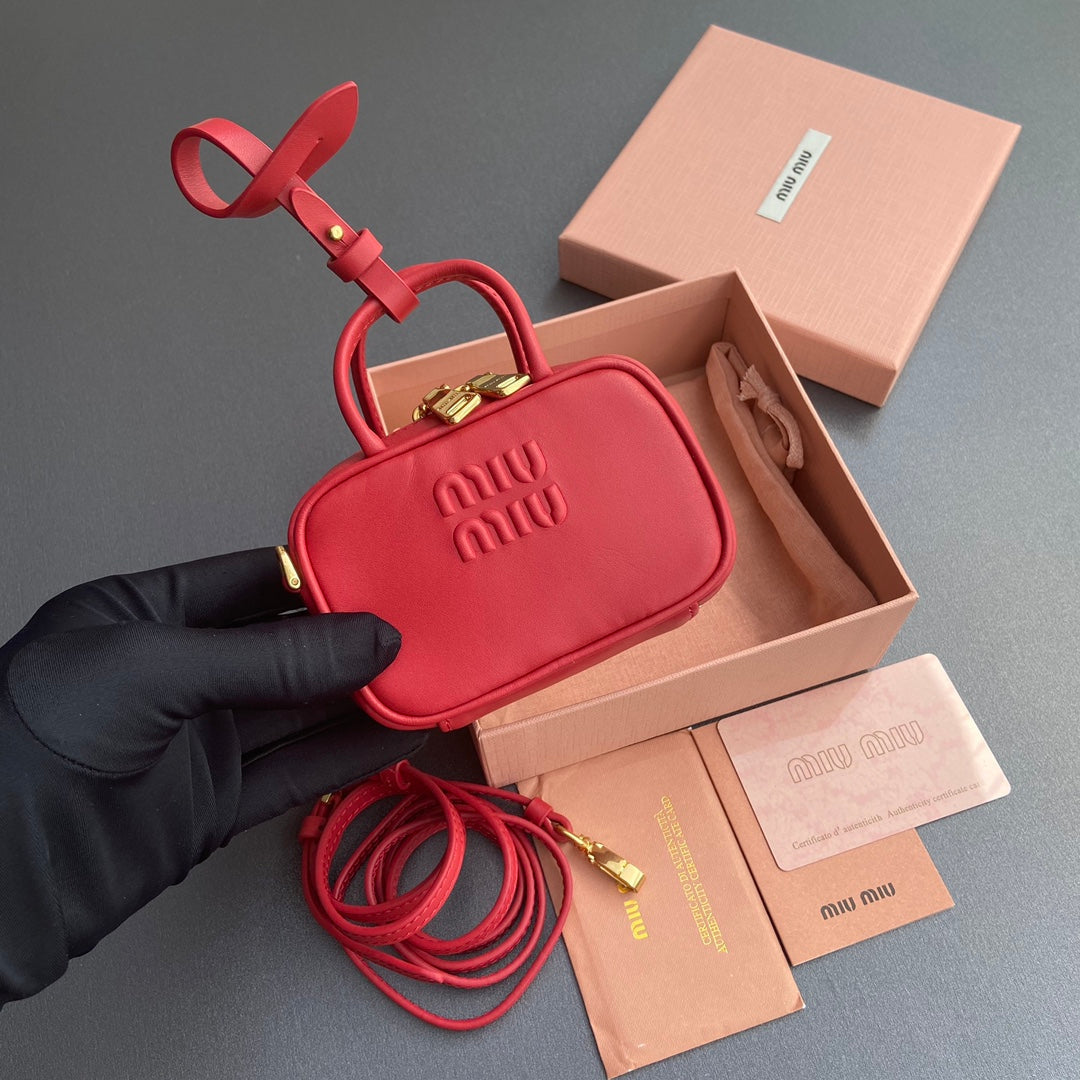 Miu 11 Red Beau Leather Micro Bag 240367
